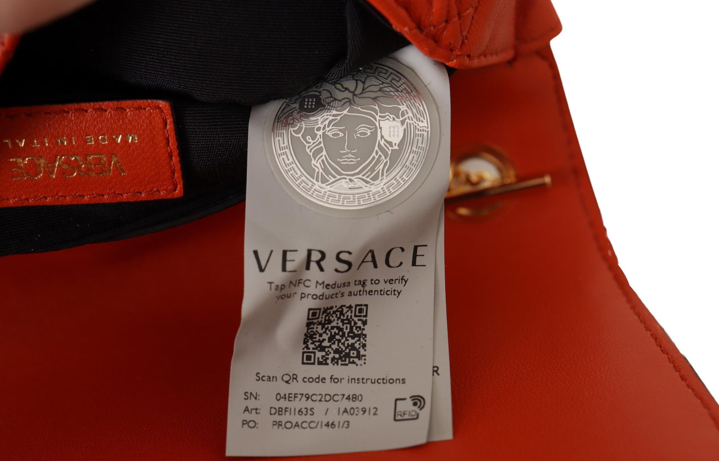 Versace Elegante Crossbody-Tasche aus rotem Nappaleder