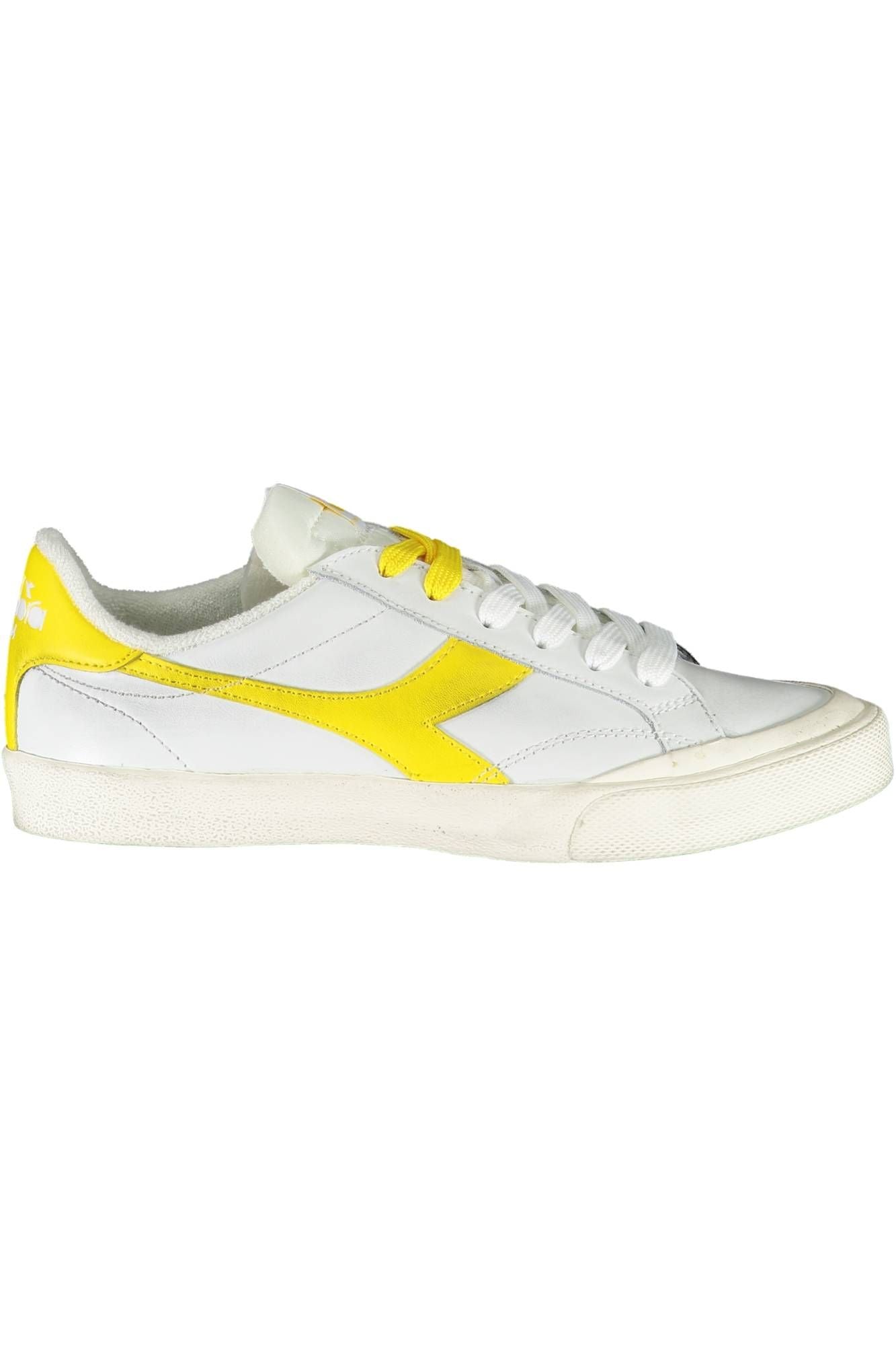 Elegante weiße Diadora Schnürschuhe