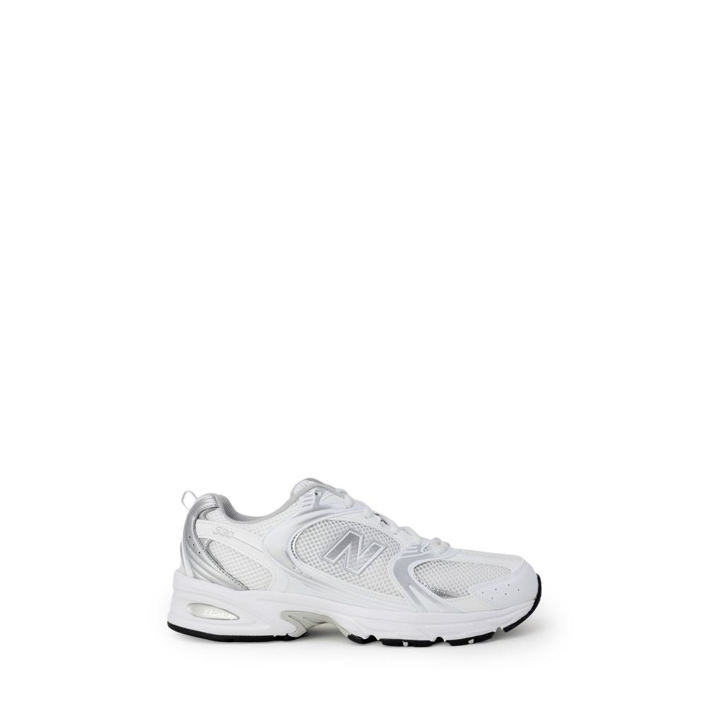 New Balance Graue Sneaker aus Kunstleder