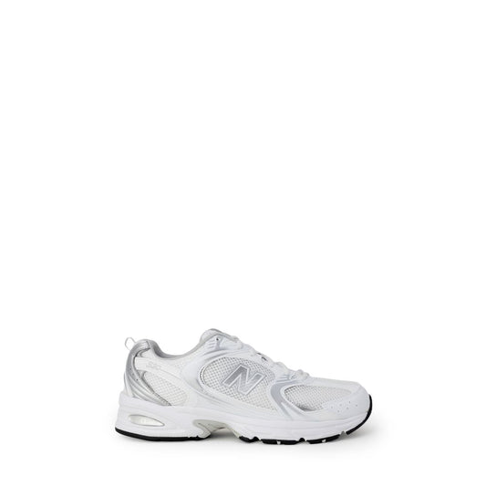 New Balance Graue Sneaker aus Kunstleder