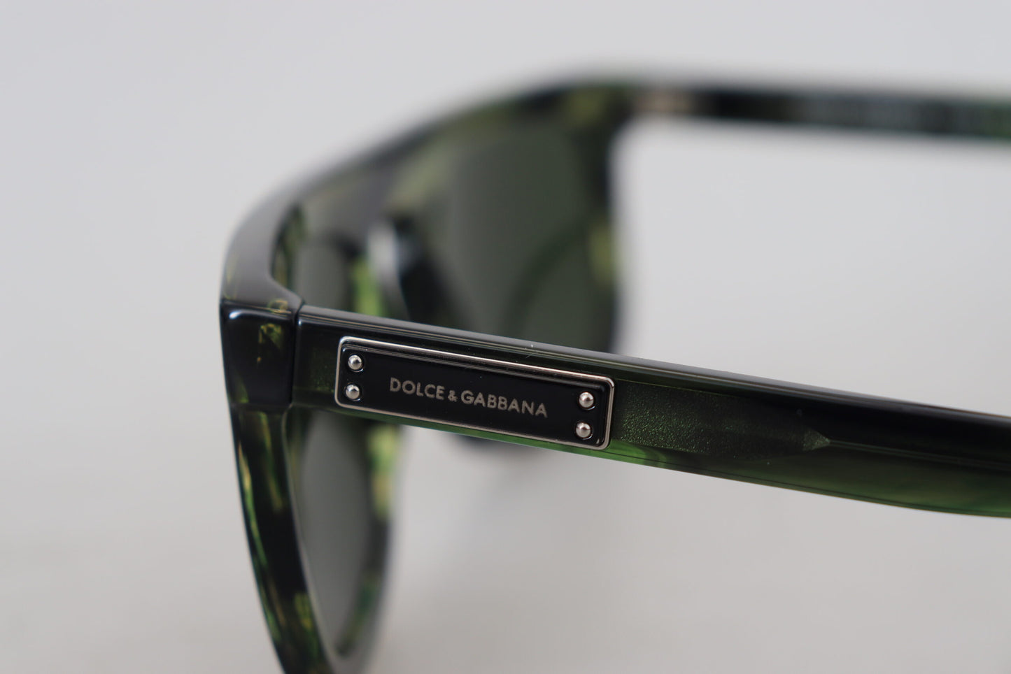 Dolce & Gabbana Schicke grüne UV-Schutz-Sonnenbrille