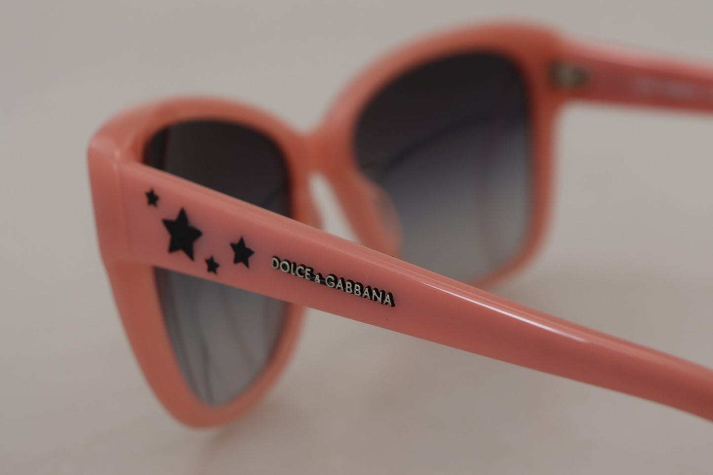 Dolce & Gabbana Elegante Sonnenbrille mit rosa Farbverlauf